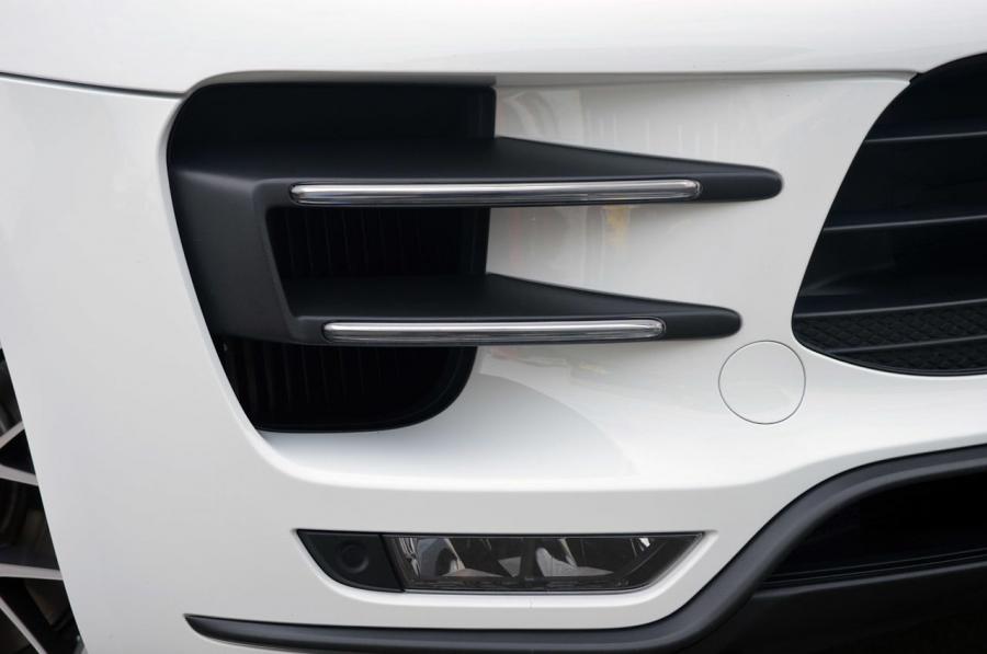  Porsche Macan Turbo 2015 года  (фото 3 из 84)